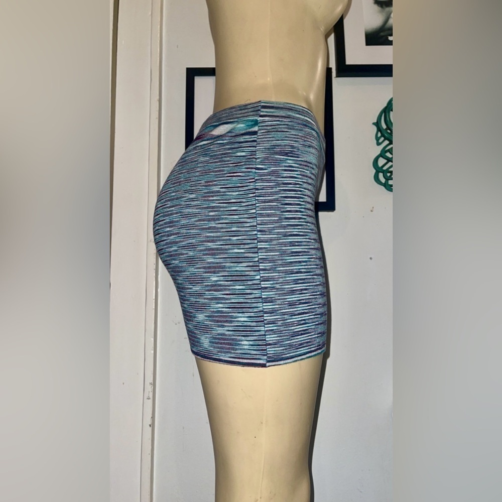 Guess by Marciano Los Angeles Striped Stretch Mini Skirt NWOT Medium - Picture 2 of 9